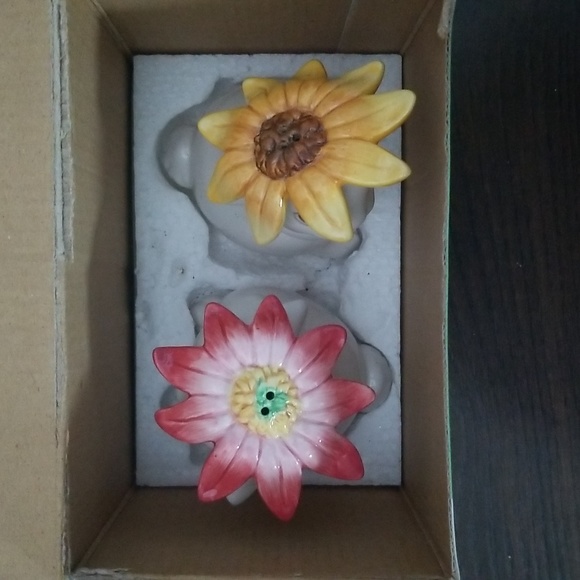 Vintage Fritz and Floyd bunny salt and pepper shakers NIB - Picture 10 of 10